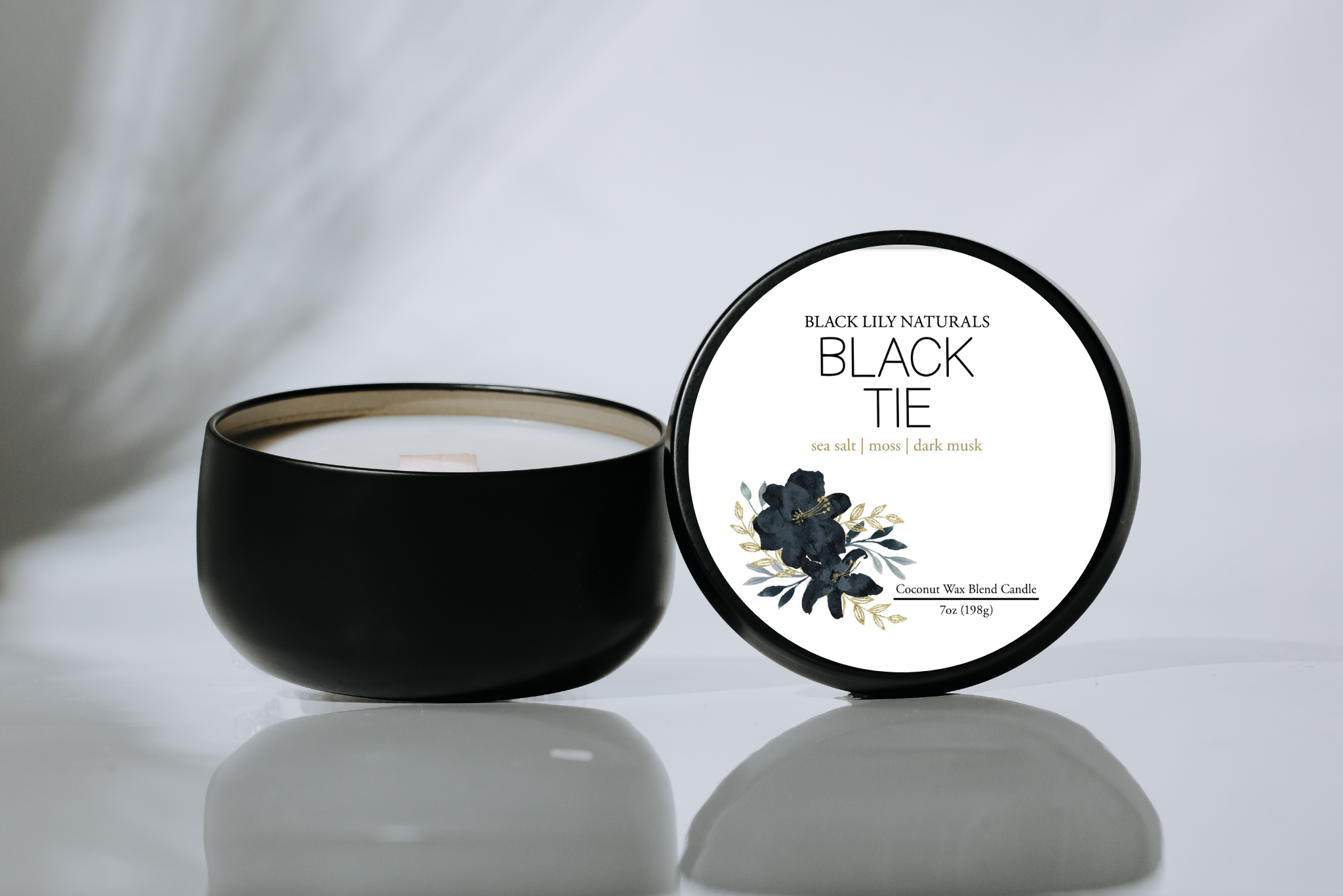 Black store tie candle